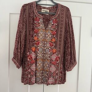 Savanna Jane Red and Orange Graphic 3/4 Sleeve Blouse